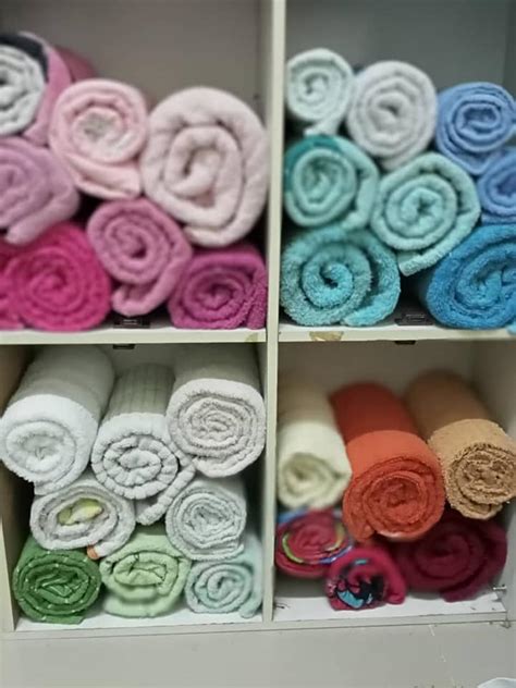 Bila disusun bersama di dalam almari, kekemasannya memang sangat memuaskan hati! Ikut Cara Wanita Ni Lipat Baju T Guna Lapik Kertas A4 ...