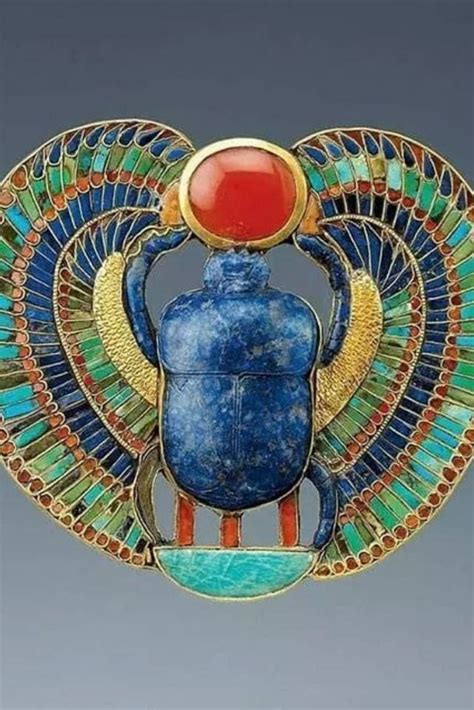 Pectoral Of Tutankhamun With The Winged Scarab Red Carnelian Set In