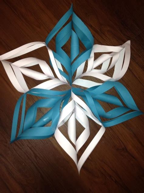 Easy Paper Snowflakes Super Easy Paper Snowflake To Make The