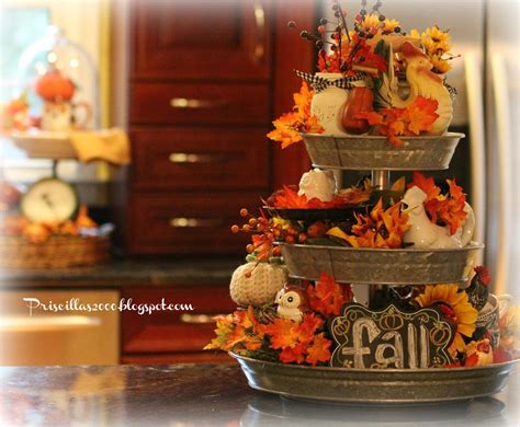 Priscillas: Year Two of the Galvanized Tiered Tray