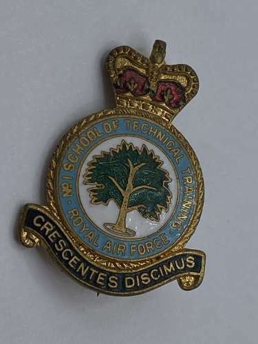 Post Ww2 Raf No1 School Of Technical Training Royal Air Force Badge