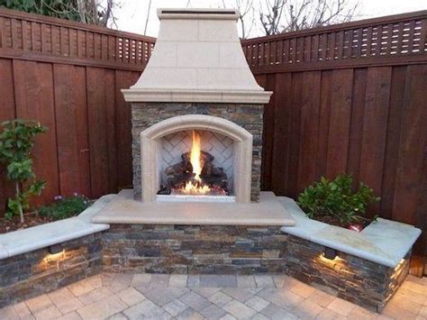 20 Fantastic Backyard Fireplace Ideas That Suitable For All Season