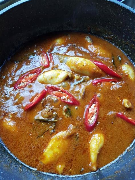 It is a meal of steamed rice which can be plain or mildly flavored. Cara Masak Kari Sotong Mamak Restoran Nasi Kandar