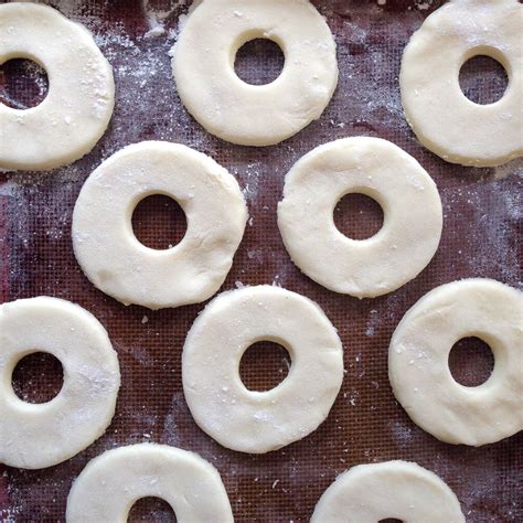 These whimsically shaped pon de ring doughnuts easily pull apart so you can eat each chewy dough ball one by one. The Cooking of Joy: Mochi Donuts and Pon de Rings