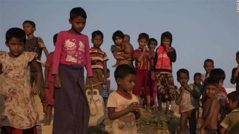 Myanmar 6 700 Rohingya Killed In First Month Of Crackdown Cnn