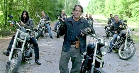 The Walking Dead Midseason Prologue Introduces Negans Saviors