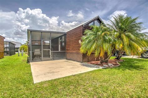 Glades Haven Cozy Br Everglades City Cabin Updated Holiday Home In Everglades City