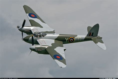 De Havilland Dh 98 Mosquito Fb26 모기 전투기 어두운