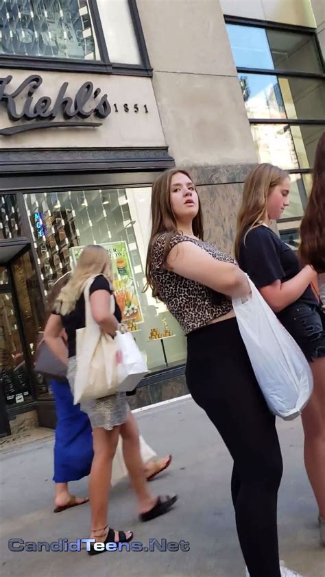 Beautiful Pwag Tight Leggings And Big Butt Candid Teens