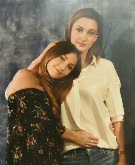 Pin By Annedi Gregorio On Wayhaught Waverly And Nicole Cute Lesbian Couples Kat Barrell