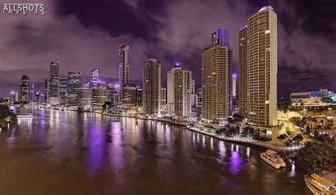 Weather tomorrow in brisbane, australia is going to be patchy rain possible with a maximum temperature of 26°c and minimum temperature of 15°c. Weather in Brisbane (Queensland) in december 2020 - Christmas The Little List : Christmas ...