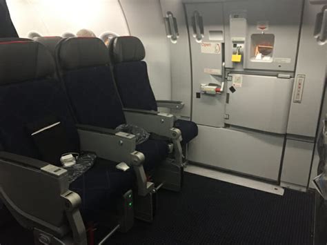 Review American Airlines Business Class A321 Lax Jfk