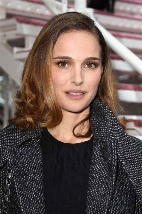 Natalie Portman Christian Dior Fashion Show In Paris January 2015