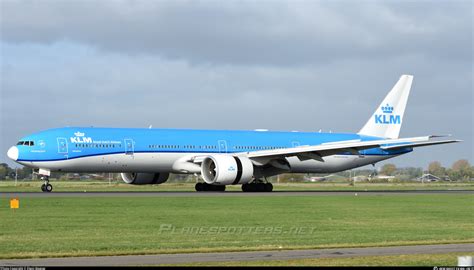 Ph Bvf Klm Royal Dutch Airlines Boeing 777 306er Photo By Elwin Wagner