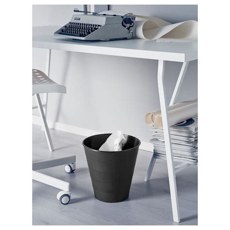 1.1 🥇 el mejor cubo de basura extraíble: FNISS Cubo de basura, negro, 10 l - IKEA