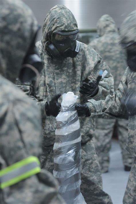Falcons Jump Into Fort Leonard Wood Conduct Chemical Training