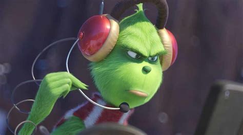 Weekend Box Office The Grinch Snags The Crown