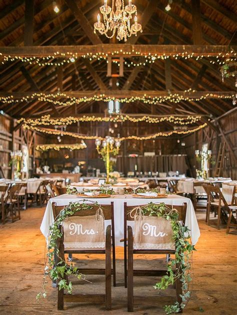 27 Rustic Barn Wedding Ideas That Ll Transform Your Venue Fall Barn Wedding Rustic Barn