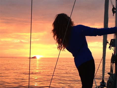 Sailing With Sunset Yacht Life Sailing Beach Week