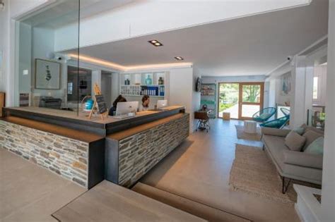 Reserva online de apartamentos turísticos en cadaqués con garantía de precio mínimo. Hotel Calina (Cadaqués) desde 80€ - Rumbo