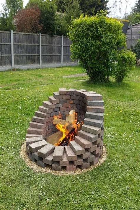 30 Fire Pit Ideas That Are Under The Budget Gardenholic