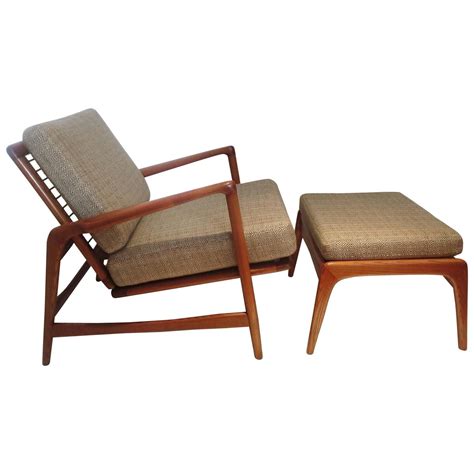 Recliners are the ultimate comfort in any living room. Danish Modern Reclining Lounge Chair Multipositions and ...