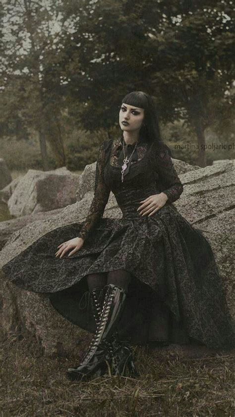 Pin By Spiro Sousanis On Obsidian Kerttu Gothic Fashion Gothic