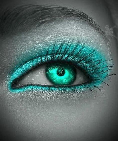 Pin By Maria Olvera On Color Splash 27 Turquoise Eyes Teal Eyes