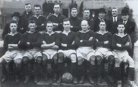 Squad Picture For The 1932 1933 Season Lfchistory Stats Galore For