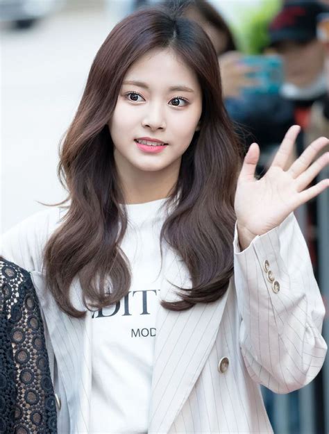 Chou Tzu Yu Tzuyu Twice Reality Tv Shows Pop Artist What Is Love