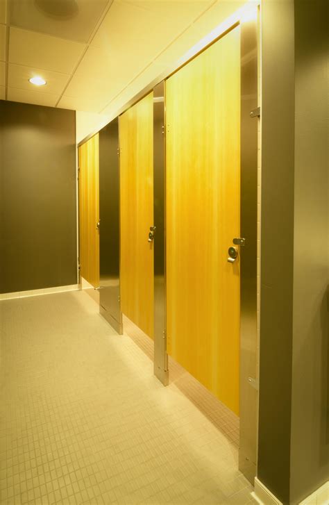 Ironwood Manufacturing Wood Veneer Bathroom Doors With Metal Toilet