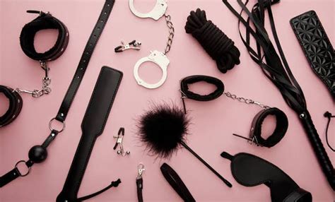6 Kinks You Should Begin Your Bdsm Experiments With