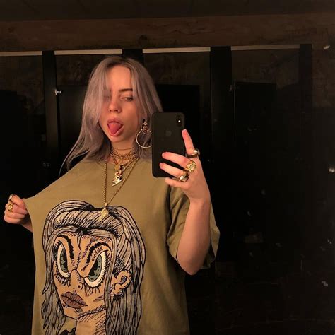 Billie Eilish Got Brutally Honest About Her Toxic Relationship With Her Body
