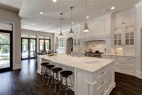 Love This White Open Kitchen Concept The Home Touches