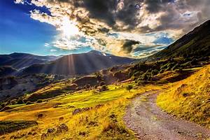 Scenery, Mountains, Grasslands, Clouds, Rays, Of, Light