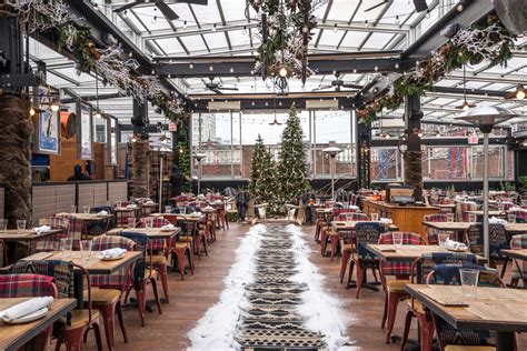 The Best Holiday Bars In Nyc New York Rooftop Nyc Rooftop Rooftop