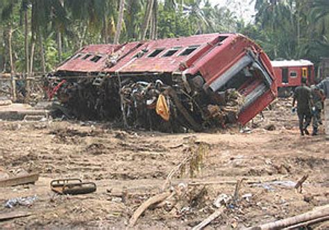 Fact The 2004 Sri Lanka Tsunami Rail Disaster Is The Largest Single