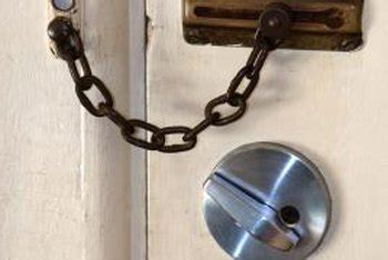 Видео deadbolt stuck in locked position канала nychemcoach. How to Replace a Deadbolt That's Stuck in the Frame | Home ...
