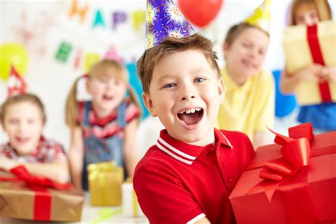 O Que Dar Ao Menino Por 5 Anos A Escolha De Um Presente De Aniversário