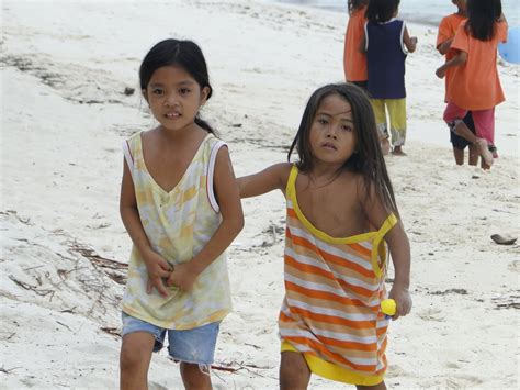 niñas filipinas