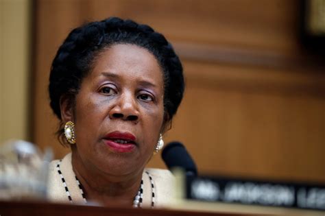 Congresswoman Who ‘bumped Passenger From Flight Plays The Race Card
