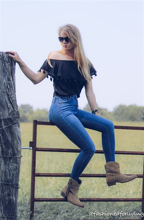 Fashioned For Living Off The Should Tassel Top With Skinny Jeans And