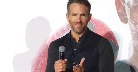 Un detector de humo es un dispositivo que se instala en su pared o techo que detecta la presencia no olvide comprar una cámara de vigilancia para mas seguridad. Así es como Ryan Reynolds lidia con la ansiedad y ataques ...