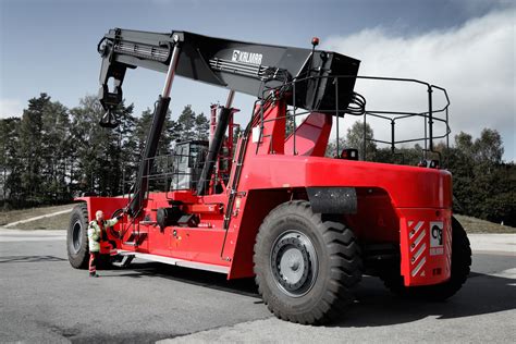 Jan 15, 2020 · richtig zubereitet, ist das zarte fleisch der meerestiere eine delikatesse. Kalmar receives double order for the new Super Gloria ...