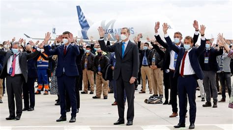 Trending news, game recaps, highlights, player information, rumors, videos and more from fox sports. El Rey preside la inauguración del nuevo Campus Futura de ...