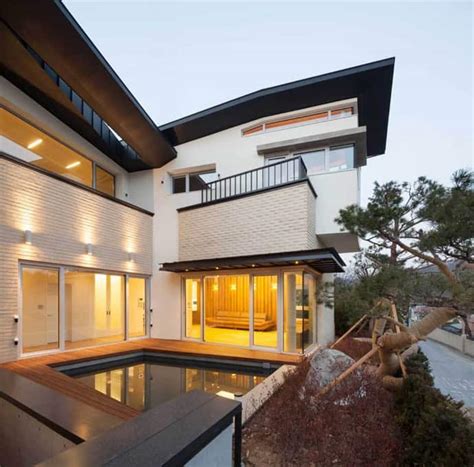 Modern Naegok V House In Seoul Korea