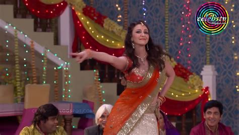 Hot Tv Actress Saumya Tandon Sexy Navel Showing Dance Sexy Celebs World