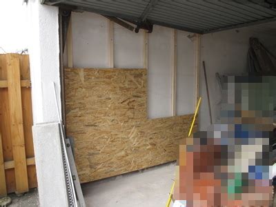 Eine fertiggarage bietet jedoch in jeder ausführung einen deutlichen kostenvorteil. Projekt: Von der Garage zur Werkstatt - Wand mit OSB ...