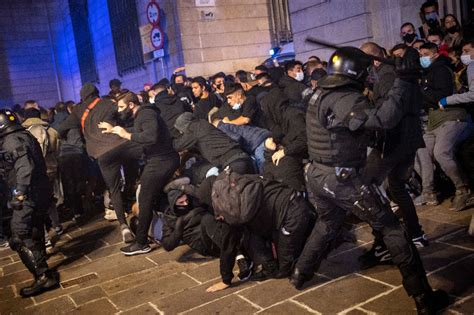 Steff raud photography #vandalismo502 #guatemala. España Barcelona : GaleríasLaJornada España vivió noches ...