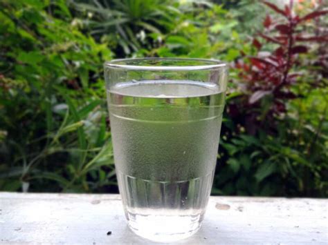 1 Liter Berapa Gelas Aqua